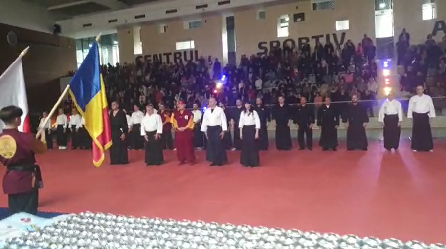 Pe scenă: Festivalul Național Armonia